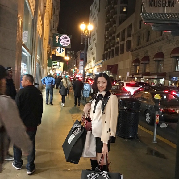 Chanel 2016 beige wool blazer faux leather collars size 34 with silk lining - Picture 6 of 7